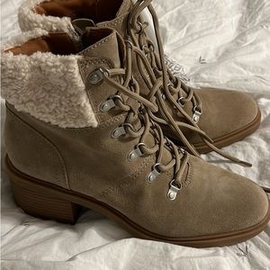Lucky Brand Womens boots 8.5